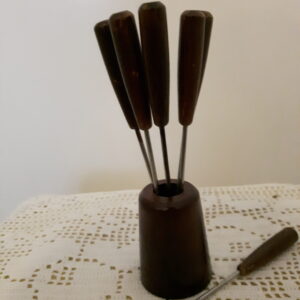 Kaas(snacks)prikker in houder