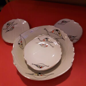 Vintage schaaltje met 6 bordjes