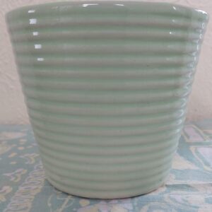 Bloempot. Lichtgroen